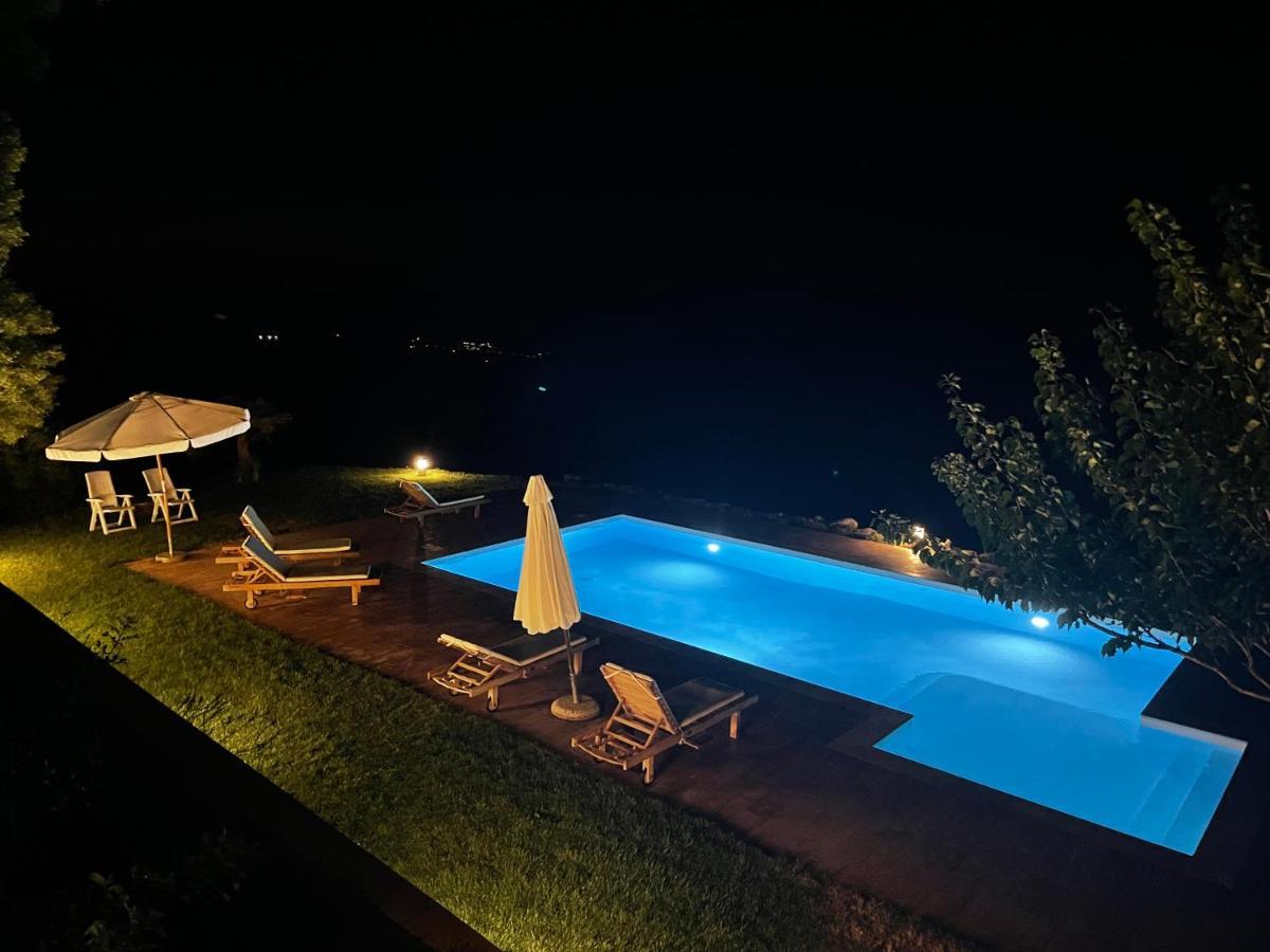 Villa Infinity *